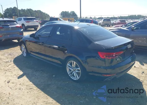 2017 Audi A4 2.0T Season Of Audi Ultra Premium z USA, uszkodzony, nr VIN WAUKMAF49HN055751